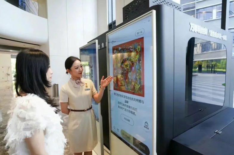 出海、AI、國(guó)潮齊發(fā)力，絲綢行業(yè)正悄悄變天？